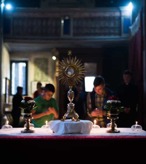 Eucharistische Aanbidding - Katholieke Vesting