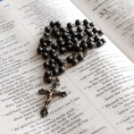 Hoe de Litanie van Loreto te bidden